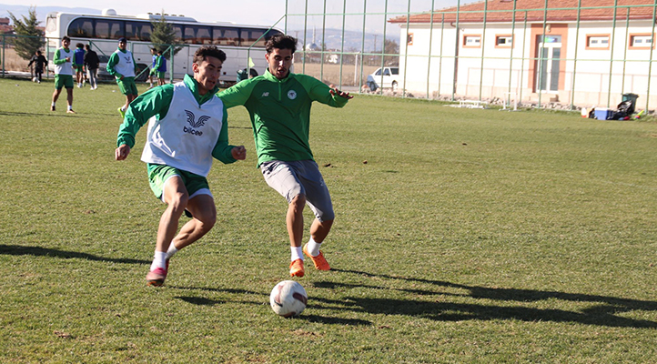 1922 KONYASPOR’DA  PAROLA 3 PUAN