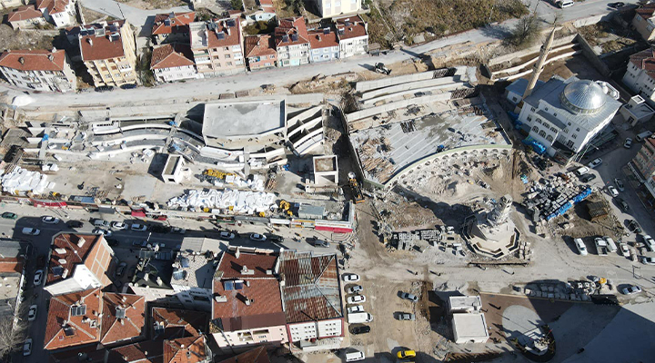 Konya’nın o ilçesindeki meydan projesinde sona yaklaşıldı!