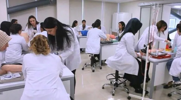 Staj sigortası, annelere emeklilik kapısı açıyor
