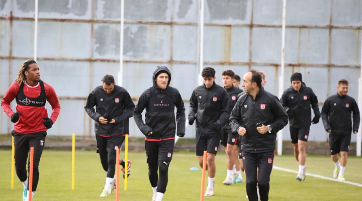 Sivasspor’da Konyaspor maçı hazırlıkları başladı
