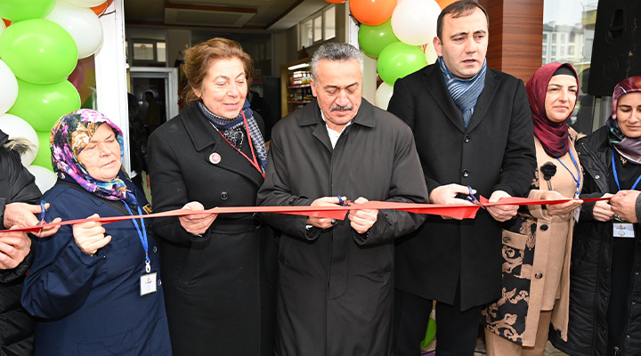 Konya’da kadın üreticiler kooperatif çatısı altında satış noktası açtı