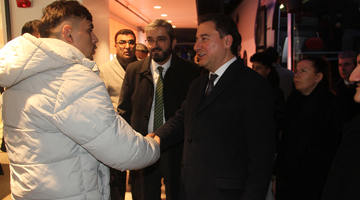 DEVA Partisi Genel Başkanı Babacan, Konya’da ziyaretlerde bulundu