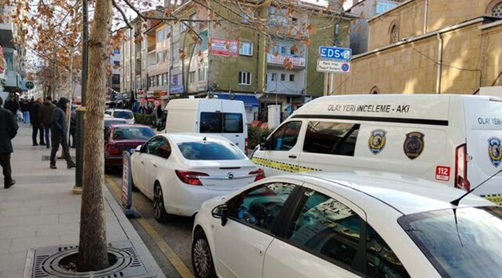 Bankada sıra beklemekten sıkıldı… Bomba ihbarında bulundu!