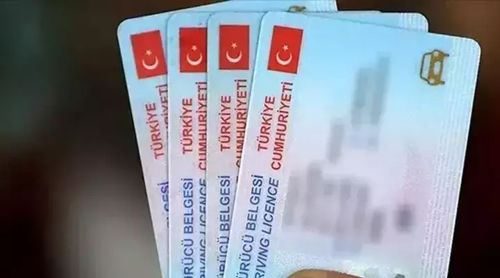 Ehliyet harç ücretleri ne kadar oldu? Ehliyet yenileme son gün ne zaman, cezası kaç TL? Son tarihe dikkat!