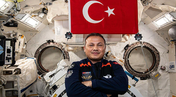 Alper Gezeravcı’nın dünyaya dönüş saati belli oldu