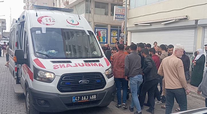 Balkondan düşen anne ve 5 yaşındaki oğlu öldü, 6 yaşındaki kızı ağır yaralandı