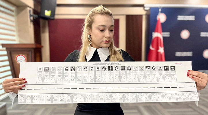 31 Mart seçimleri için pusulalar tanıtıldı