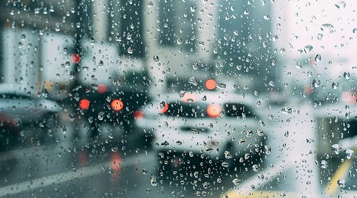 İspanya’da olumsuz hava şartları 4 kişinin ölümüne neden oldu