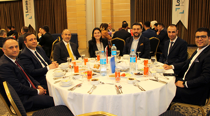 Loras Holding ailesi finans kurumlarını iftarda buluşturdu