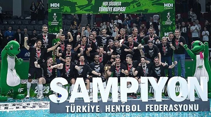 Hentbolda HDI Sigorta Erkekler Türkiye Kupası’nı Beşiktaş Safi Çimento kazandı