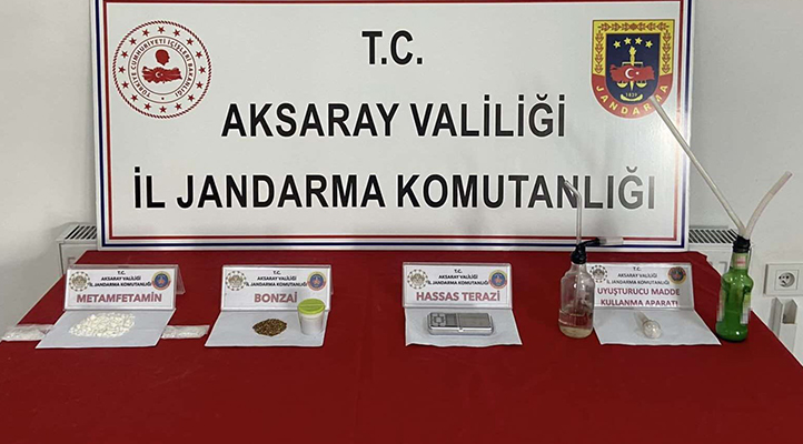 Aksaray’da jandarmanın uyuşturucu operasyonunda 2 kişi gözaltına alındı, 1’i tutuklandı