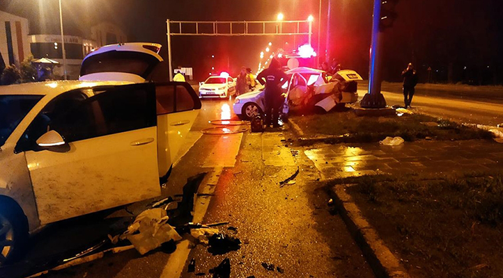 Erzurum’daki trafik kazasında 3 kişi hayatını kaybetti, 5 kişi yaralandı
