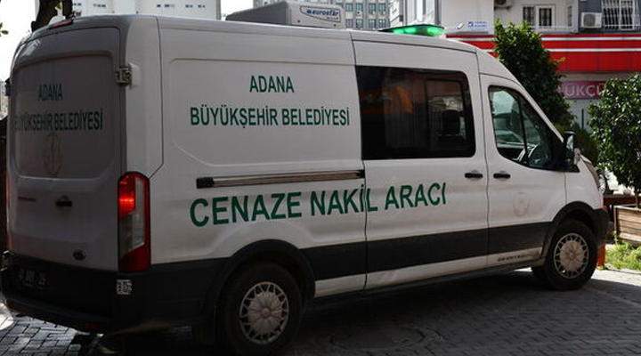Adana’da asansör kabiniyle duvar arasında sıkışan 11 yaşındaki çocuk öldü!