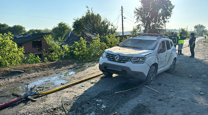 Rusya, Harkiv’i vurdu: Polis ve kurtarma görevlisi öldü