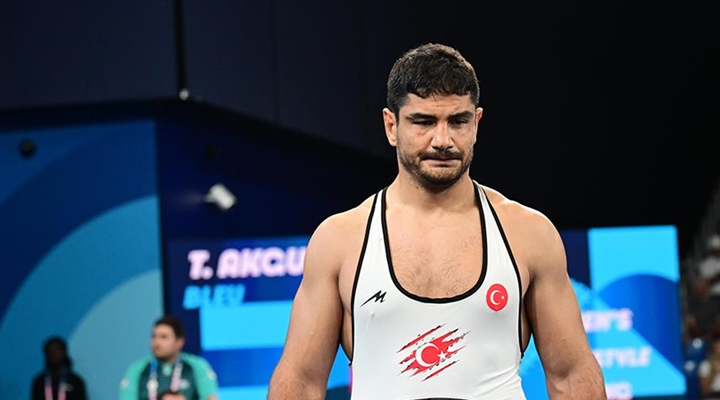 Milli güreşçi Taha Akgül 125 kilo serbest stilde bronz madalya kazandı