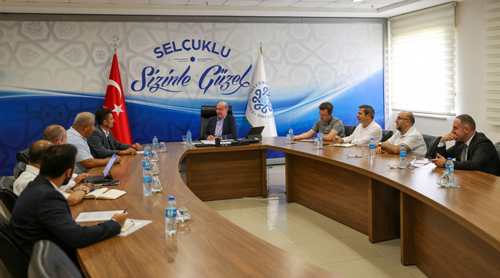 Başkan Pekyatırmacı, mahalle muhtarlarıyla görüşmelerini tamamladı