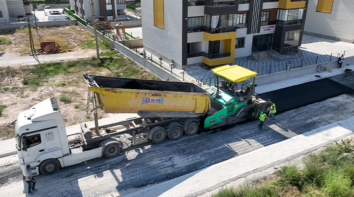 Başkan Pekyatırmacı: 2024 yılı asfaltlama hedefimizin yarısını tamamlamış durumdayız