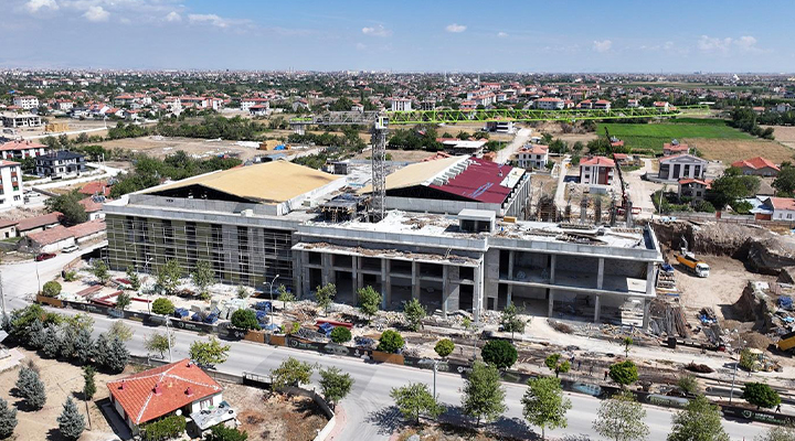 Karatay Spor Merkezi gençlerle buluşmak için gün sayıyor