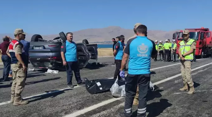 Van’da feci kaza! 2 kişi öldü, 4 kişi yaralandı