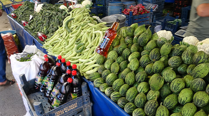 4 kişilik ailenin turşu masrafı 500 TL