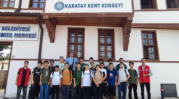 Karatay Gençlik Meclisi Ortaöğretim Çalışma Grubu, yeni dönem çalışmalarına başladı