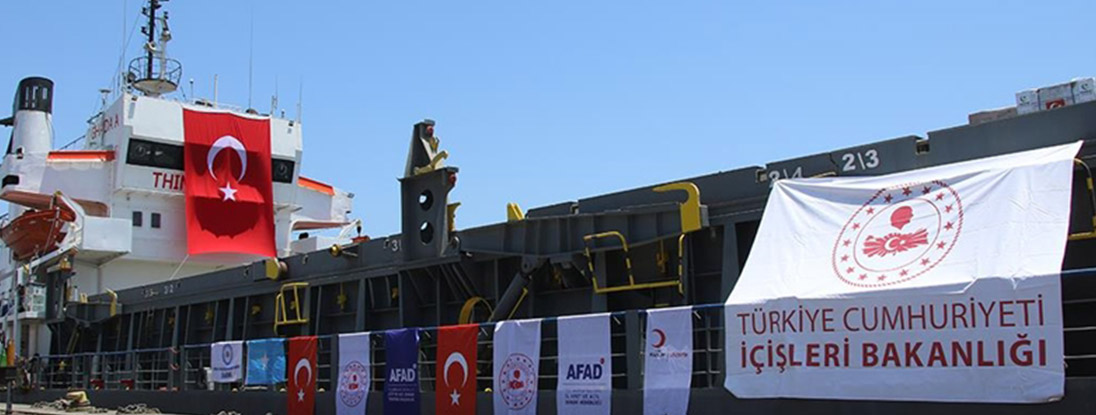 Türkiye’nin “İyilik Gemisi” Somali’ye ulaştı