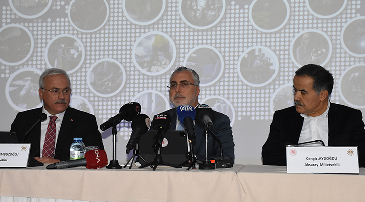 Bakan Işıkhan, Aksaray’da “Türkiye Yüzyılı’nda Çalışma Hayatı Buluşmaları” programında konuştu