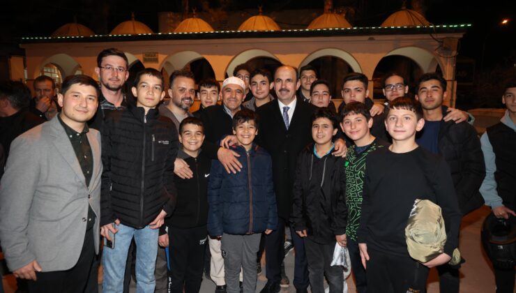 Başkan Altay Karapınar ve Ereğli’de esnafla ve vatandaşlarla buluştu