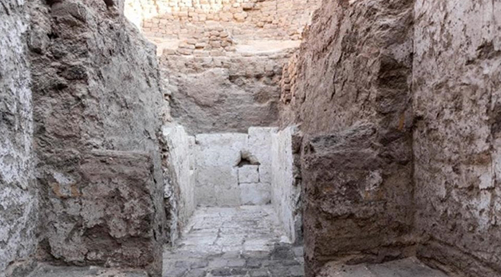Mısır’da 3 bin 500 yıldan daha eski kraliyet mezarı bulundu