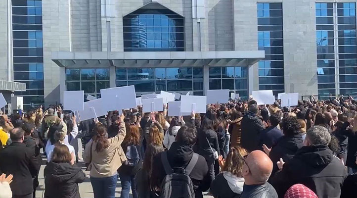 Mattia Ahmet için yüzlerce kişi Kartal Adliyesi’ne akın etti