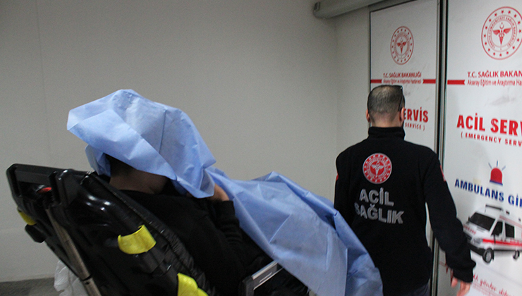 Aksaray’da bir kişi, parkta ‘neden yan baktın’ tartışmasında bıçakla yaralandı
