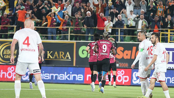 Alanyaspor 3 puanı tek golle aldı