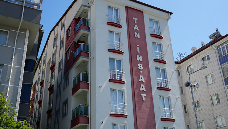 Apartmanı saran kokunun ardından vahşet çıktı