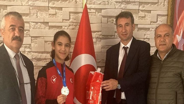 Beyşehir’in başarılı sporcuları ödüllendirildi