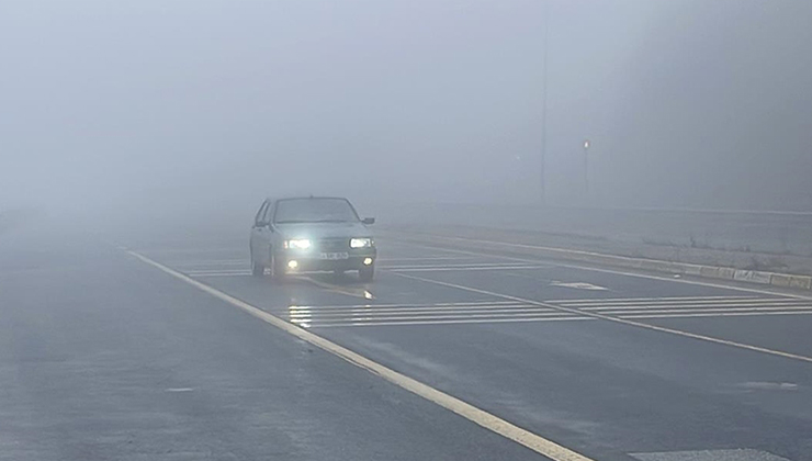 Bolu Dağı’nda sis nedeniyle görüş mesafesi düştü