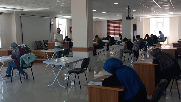 Bozkır’da Umre ziyareti ödüllü Gençlik Bilgi Yarışması düzenlendi