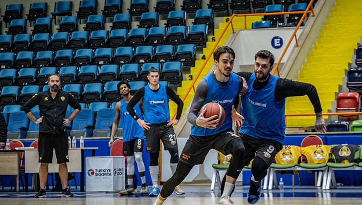 Büyükşehir galibiyet için gitti