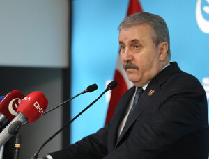 Destici: DEM Parti ve türevleri bir kez daha açılmamak üzere kapatılmalı