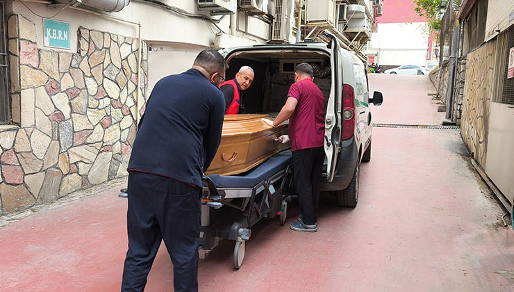 Eski eşini boğazını keserek öldüren zanlısı tutuklandı