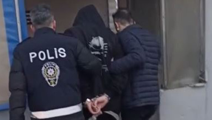 Hırsızlık yaptıktan sonra kıyafetlerini değiştirdi, yakayı ele verdi
