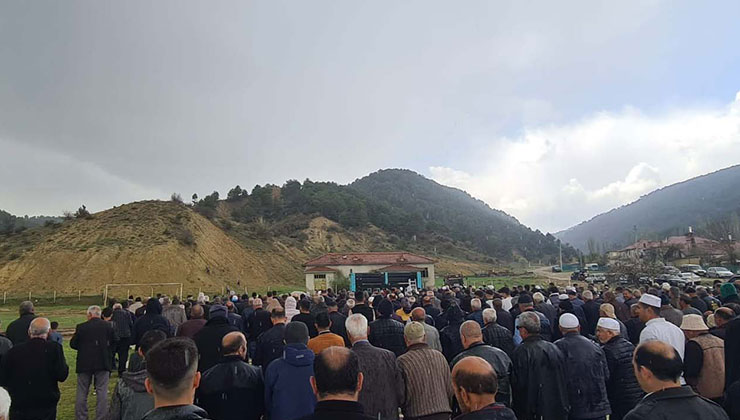 Ilgın’da yağmur duası sırasında yağmur yağdı