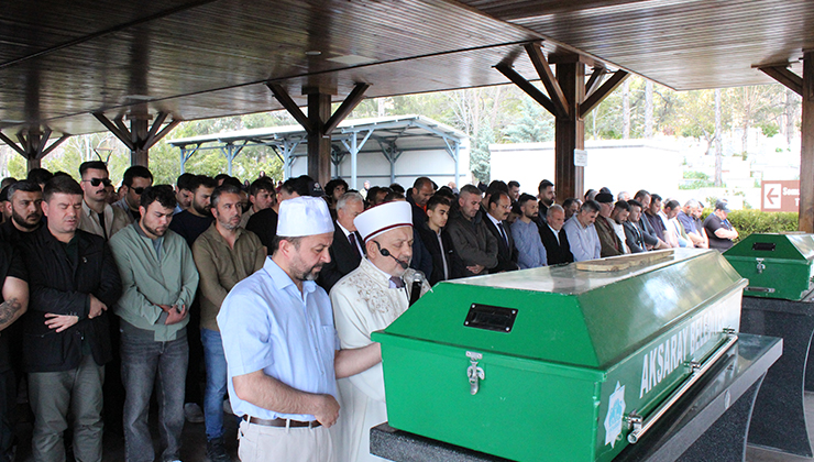 Kazada ölen tıp öğrencisi toprağa verildi