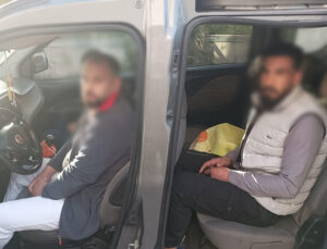 Konya polisinden göçmen kaçakçısına suçüstü