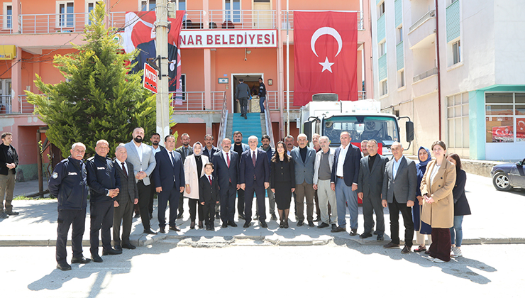 Konya Valisi Akın, Halkapınar’ı ziyaret etti