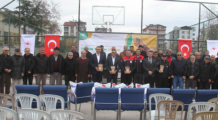 Konya’da üreticilere 318 tonluk sertifikalı nohut tohumu desteği