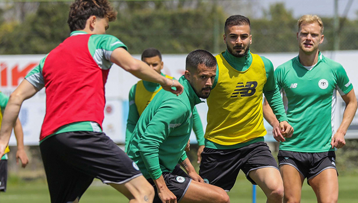 Konyaspor’un Antalya seferi başlıyor