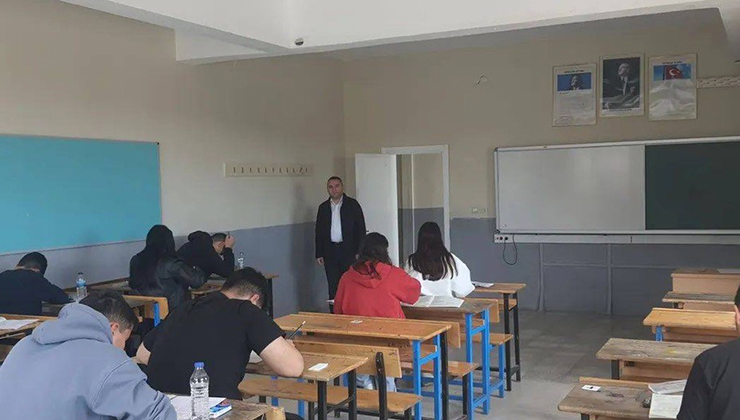 Kulu’da Umre ziyareti ödüllü Gençlik Bilgi Yarışması düzenlendi