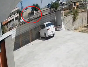 Mardin’de akaryakıt yüklü tanker devrildi; 1 ölü, 1 yaralı