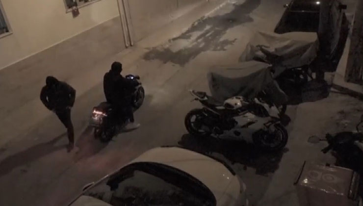 Motosikletin hız göstergesini çaldılar
