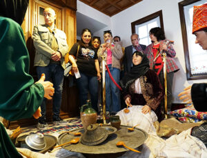 Müze Meram, İranlı misafirlerini de kendine hayran bıraktı